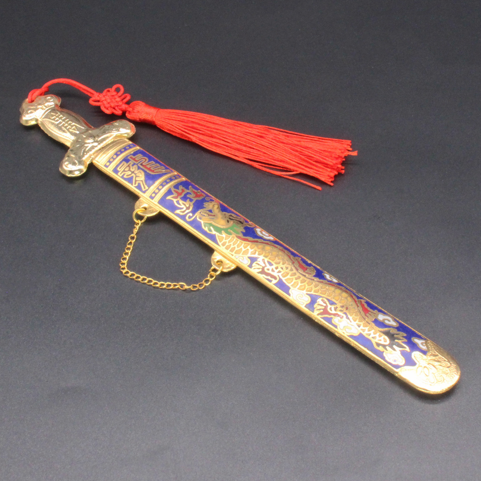 Beijing Cloisonne vintage goods are being exported back to the cultural and recreational collection machine. Copper body enamel dragon pattern tassel sword details Picture