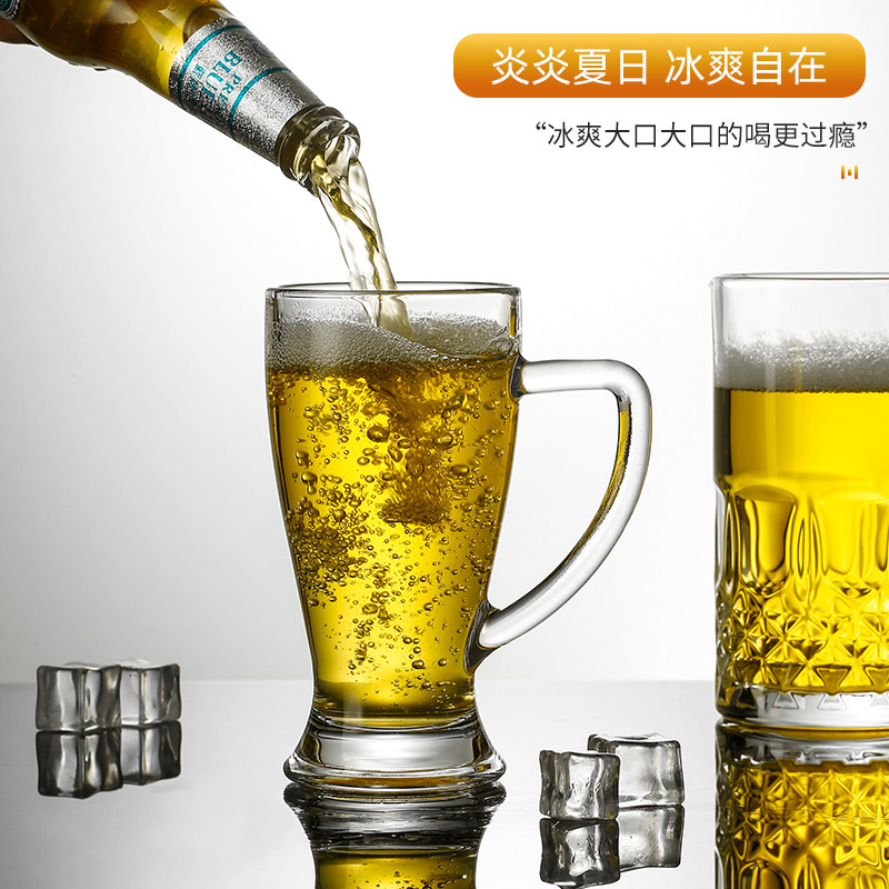 Commercial beer mugs 500ml large draft beer cups, water cups, tea brewing cups, large-capacity thickened glass cups with handles for bars Application Scenario
