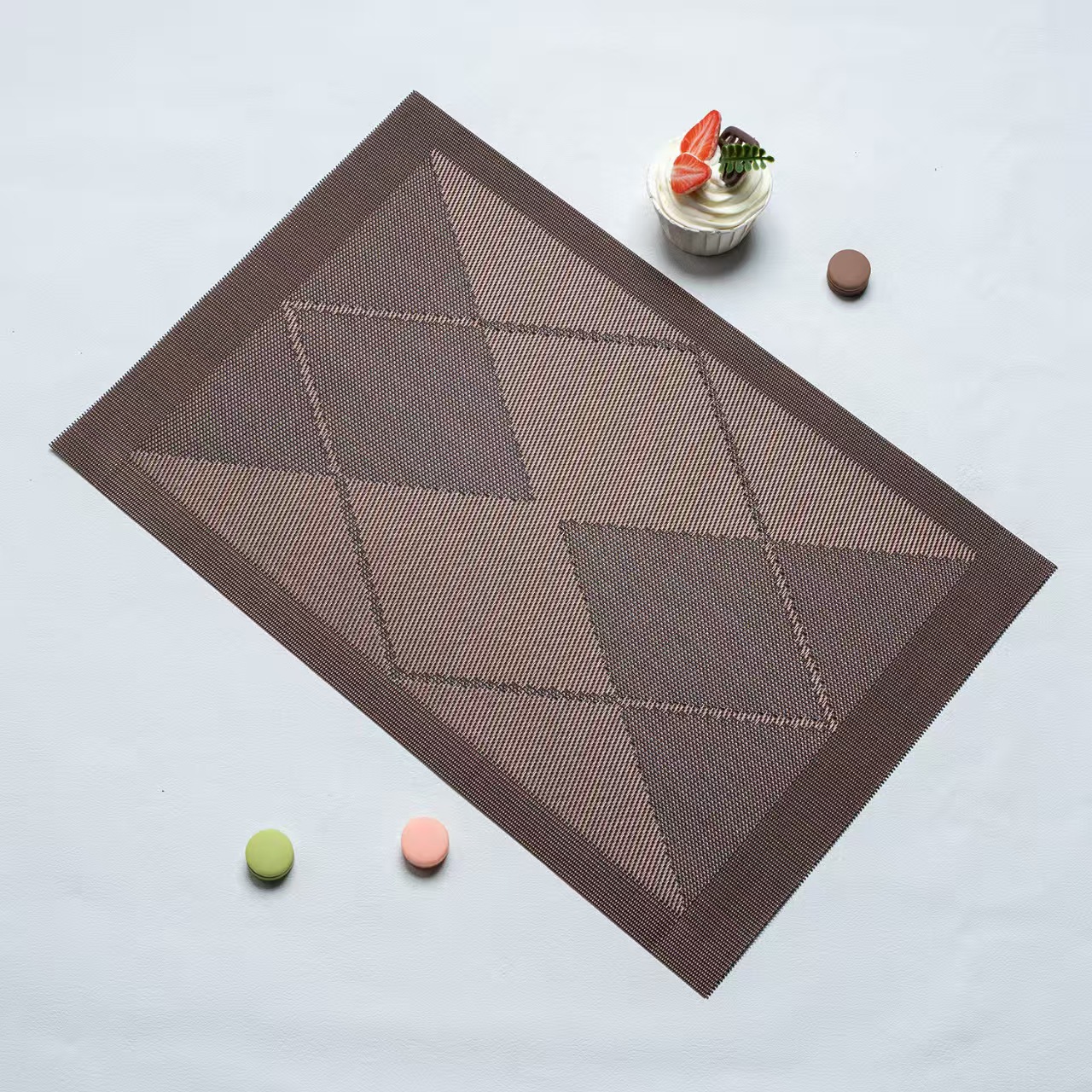 Diamond-patterned Teslin Western placemats, table MATS, bowl MATS, placemats, hotel heat-resistant and heat-insulating coffee coasters Application Scenario