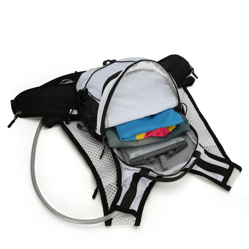 Azela breathable sports bag, large-capacity mountaineering bag, off-road cycling backpack, Cross-border marathon water bag package Application Scenario