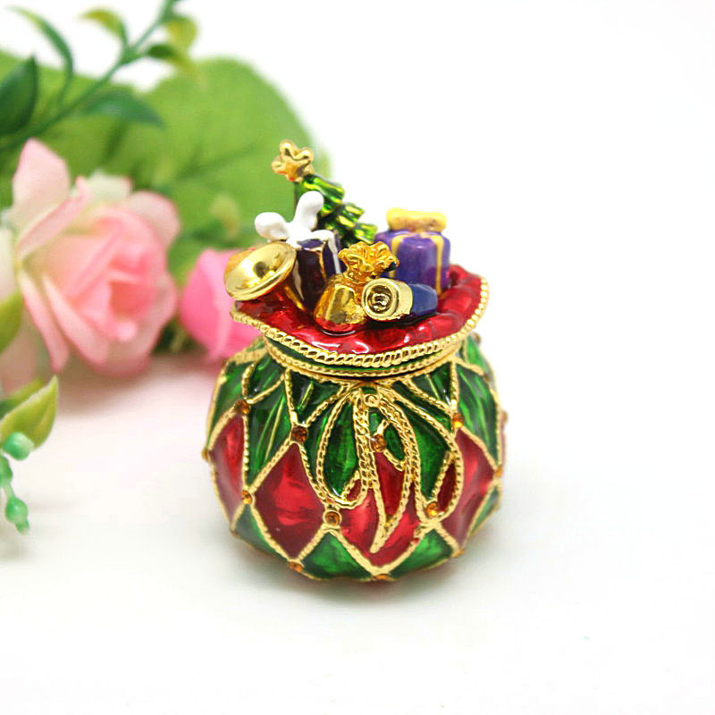 Metal handicrafts, Christmas small gifts, alloy Christmas lucky bags, small ornaments, boxes, export Christmas gifts, cross-border goods Specification image
