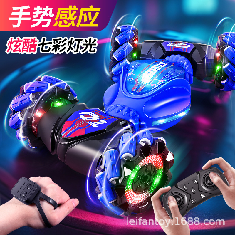 跨境手势感应扭变2.4G四驱遥控车RC越野攀爬特技漂移赛车男孩玩具