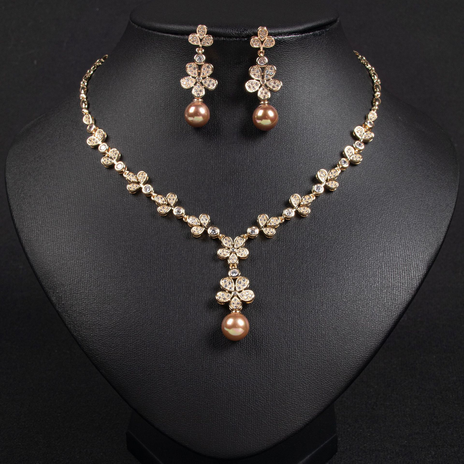 Cross-border bestsellers from Japan and South Korea: golden artificial pendant, pearl zircon earrings, two-piece set, bridal dress, evening gown and necklace Specification image