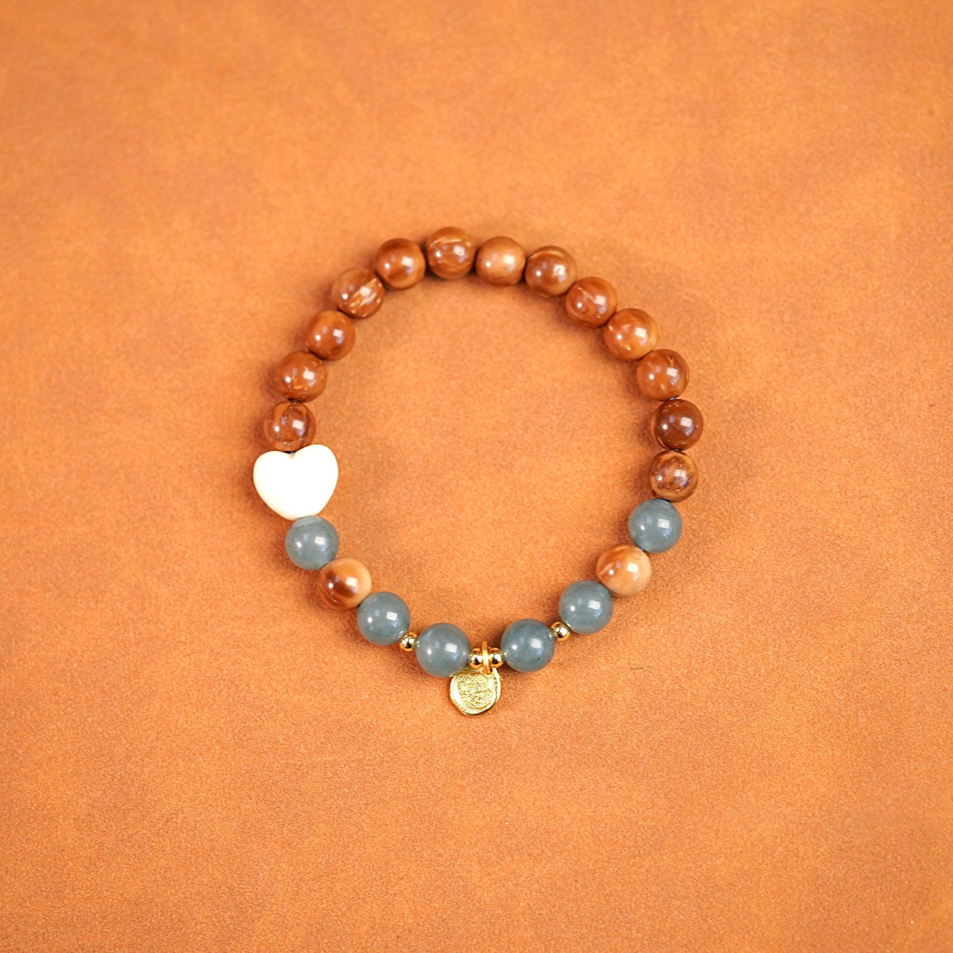 Natural passion green sandalwood agate beaded bracelet, new Chinese-style retro collectible bracelet, fashionable and versatile men's and women's accessories Specification image