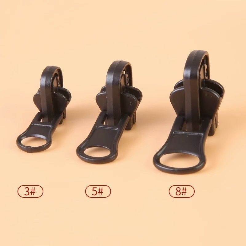 No. 3, No. 5, No. 8 resin zipper special double-sided rotating head, multi-color and multi-size pull head self-locking windbreaker Application Scenario