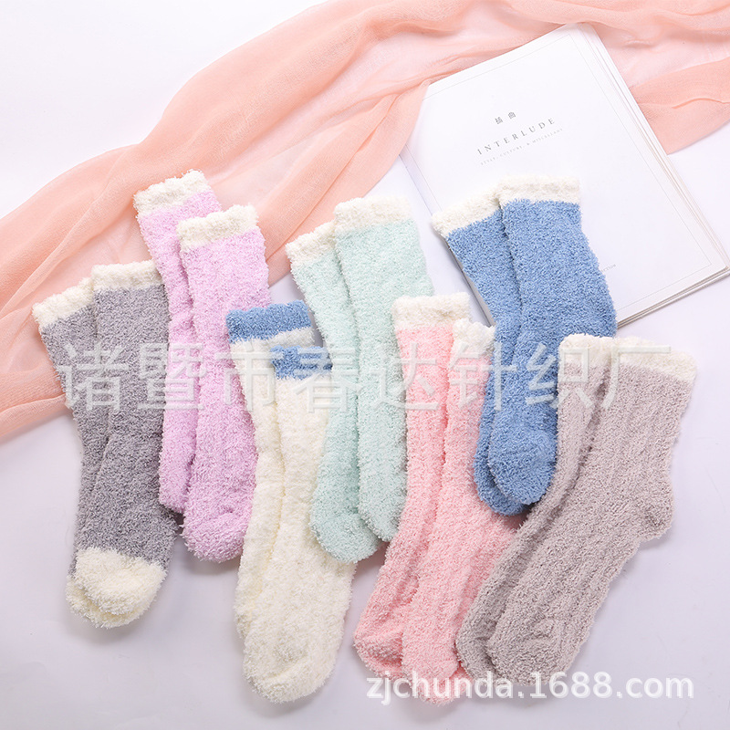Autumn and winter twisted coral fleece sleep socks, warm mid-calf home socks, thickened postpartum floor socks, soft and cold-proof for women details Picture