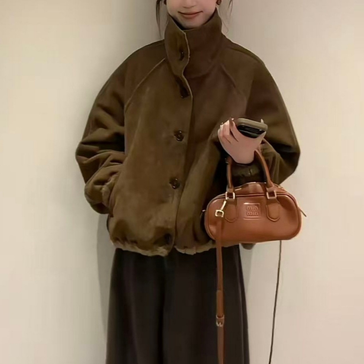 Korean-style thickened lapel suede short jacket for women in 2025 winter, a new style, versatile and warm top that is trendy