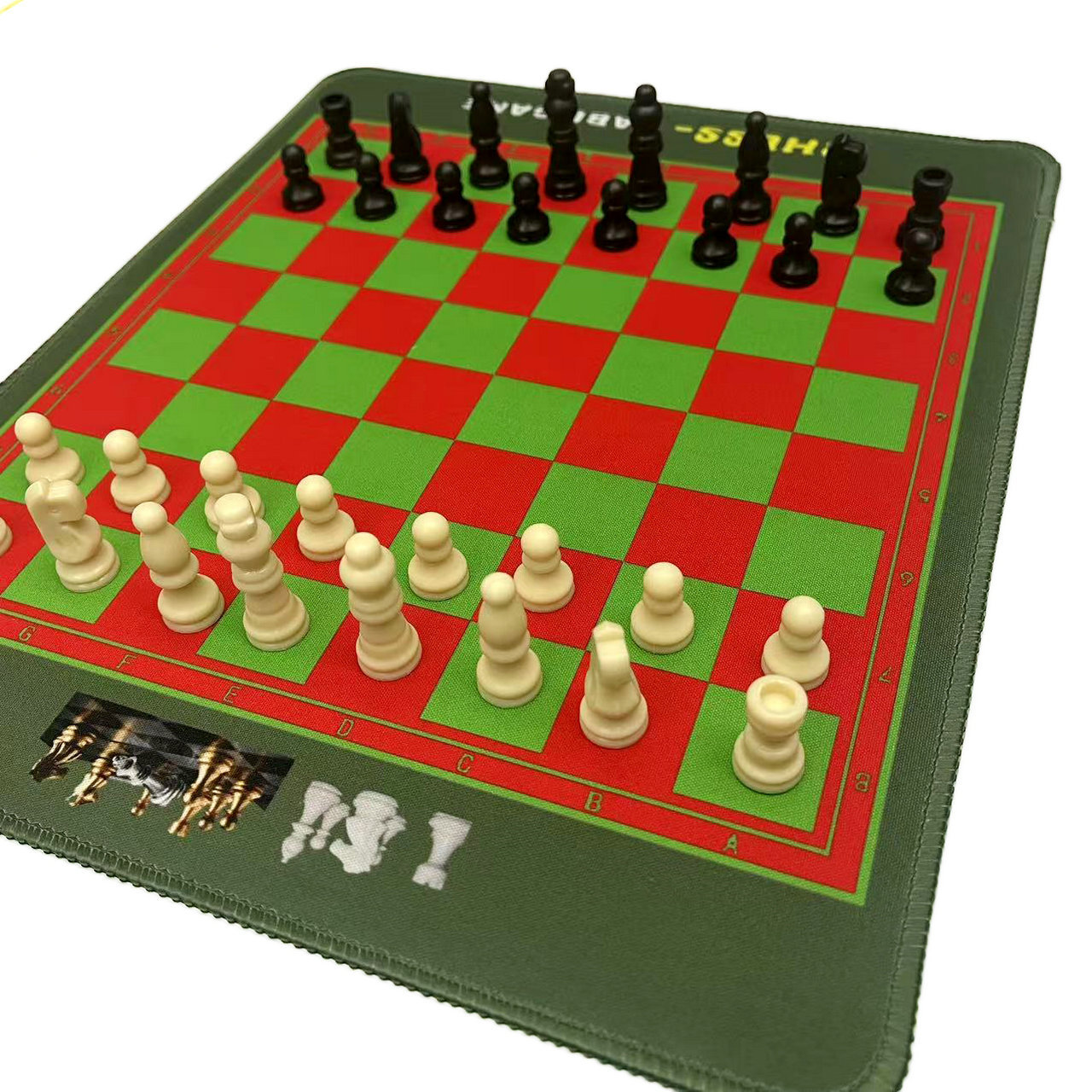 国际象棋游戏多用棋盘棋子套装便携CHESS加大橡胶鼠标垫精密锁边