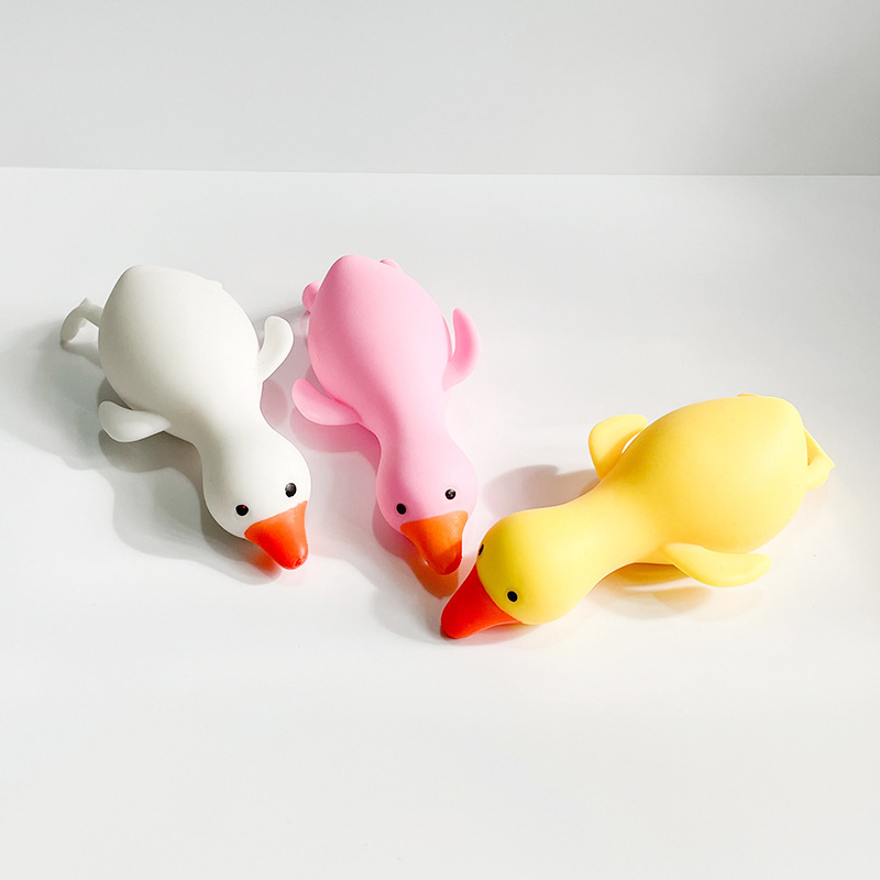 The duck for stress relief, the white goose for fun and release, and the cute little yellow duck for children and students to relieve stress and play tricks Application Scenario