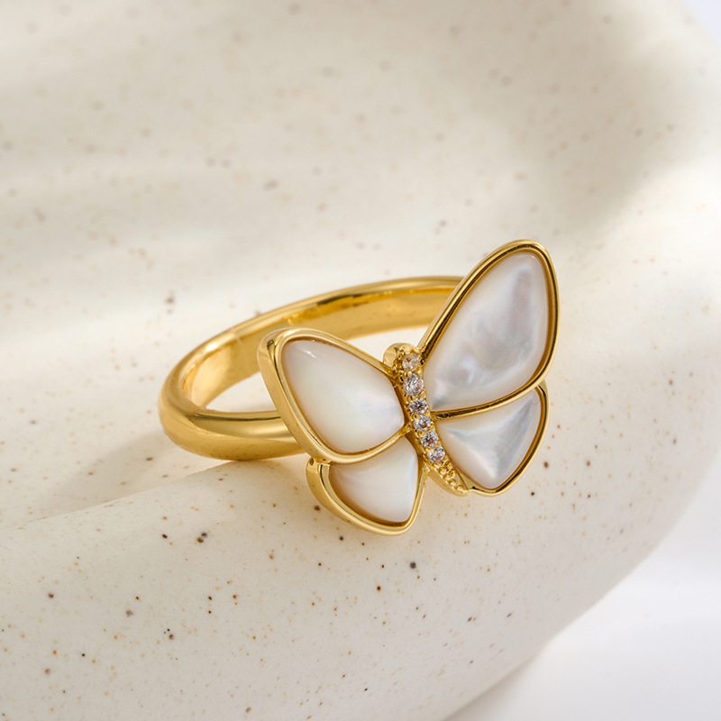 Factory direct supply of natural mother-of-pearl butterfly open ring, copper alloy, real gold electroplating, adjustable light luxury ring wholesale Application Scenario