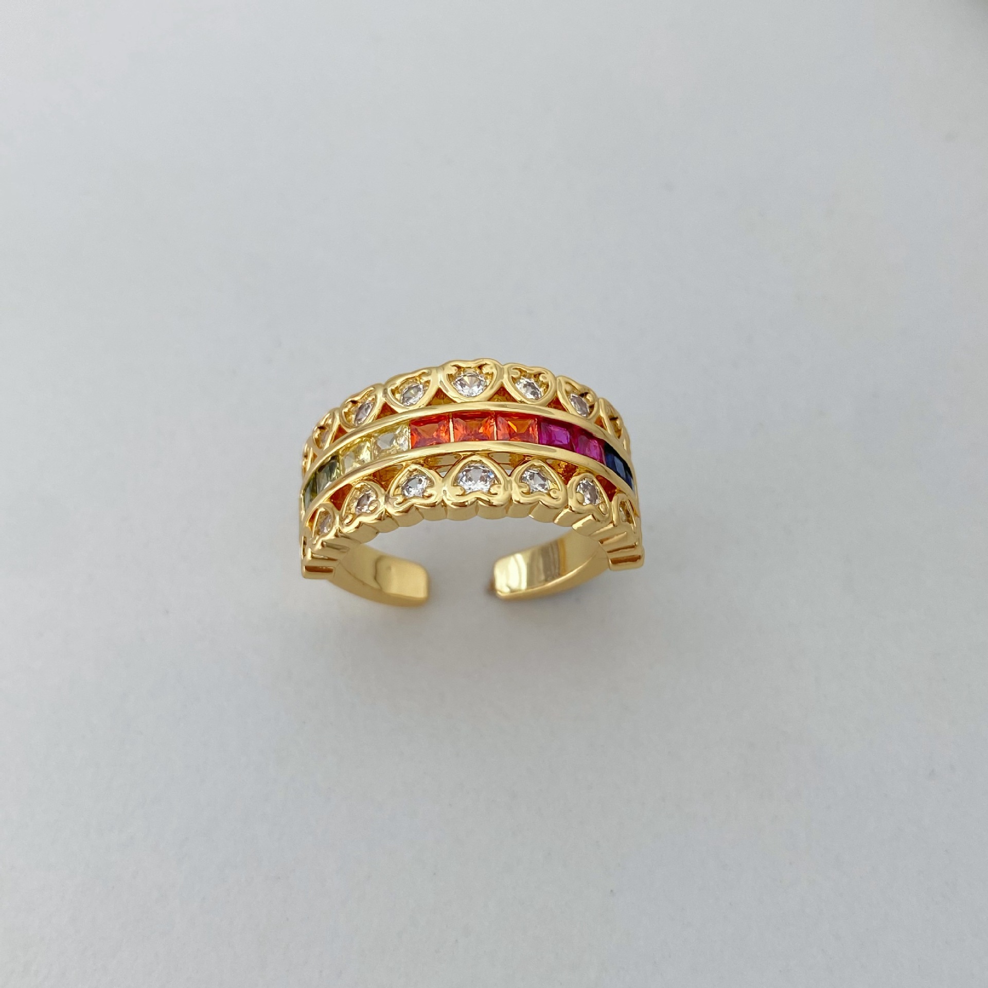 New Year ~ vintage diamond-lined heart ring, French retro, high-end, light luxury autumn and winter ring Application Scenario