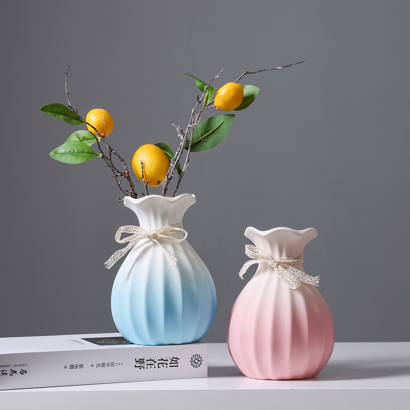 2025 Fresh and elegant Ceramic Vase, creative, fashionable, simple and modern living room, dining table, TV cabinet, dried flower arrangement and flower vase Application Scenario