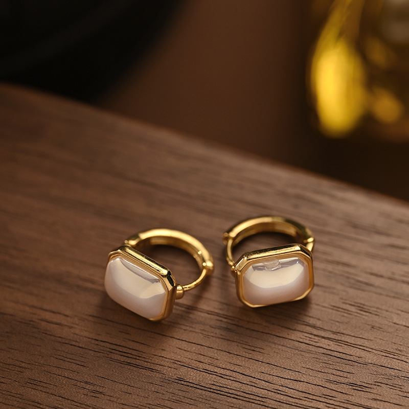 法式方糖珍珠耳扣简约复古时尚耳环轻奢高级感气质百搭耳饰女耳夹