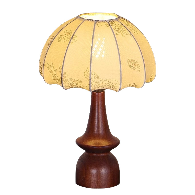 French medieval atmosphere table lamp, bedroom bedside, American retro wabi-sabi style decoration, living room, study, homestay, solid wood lamp Item Picture