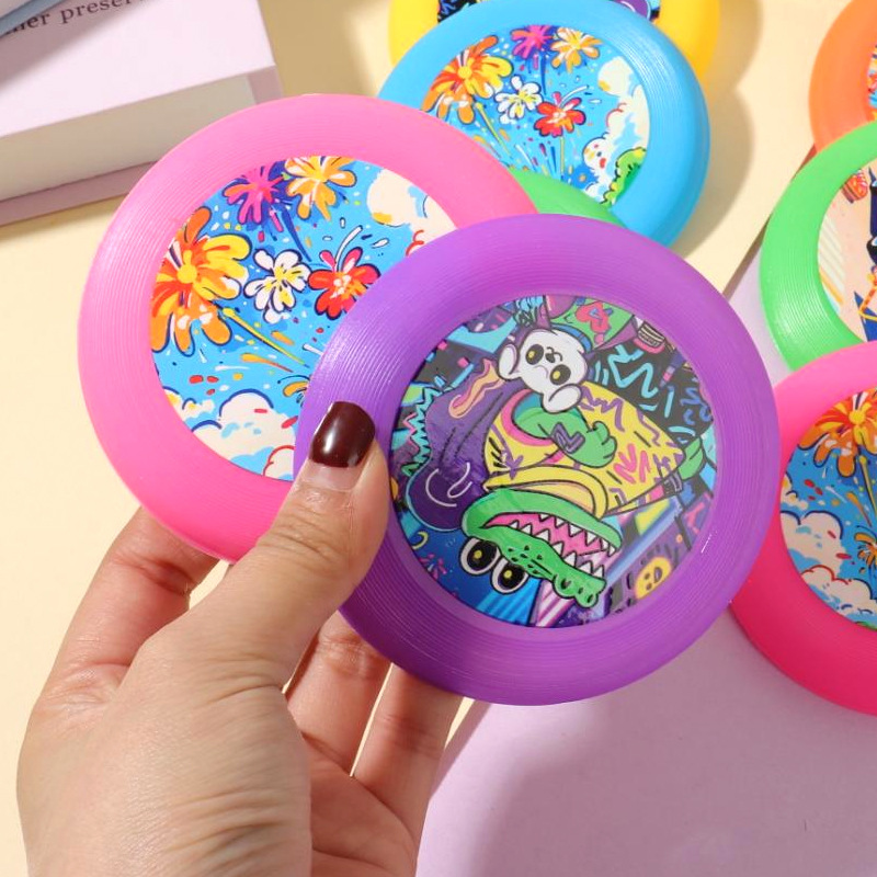 飞碟、飞盘、竹蜻蜓实物图