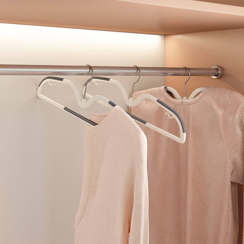 Anti-slip and traceless clothes hanger, home wardrobe with a shortened neck, short anti-shoulder corner, and a rotatable clothes drying rack. Modern style Specification image