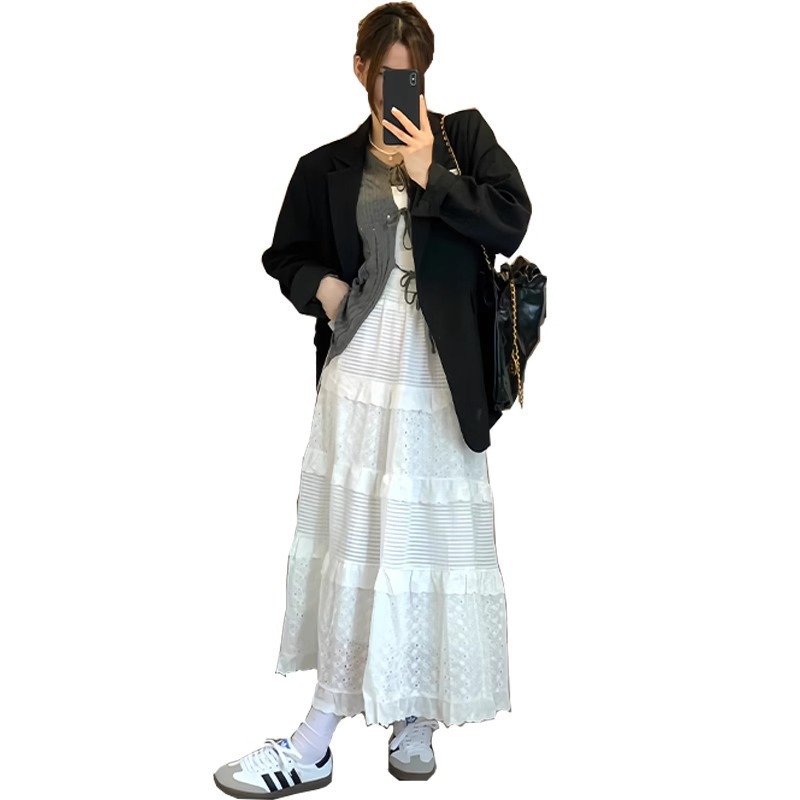 羽绒服/衣服/a字裙半身裙/毛尼料裙子/女装白底实物图