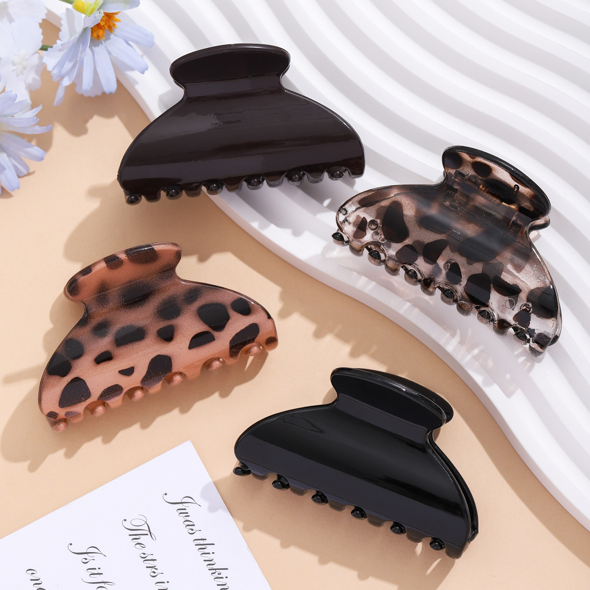 Song Jin pet children's hair clip, Song Jin base, cute design, fixed hair accessory Specification image