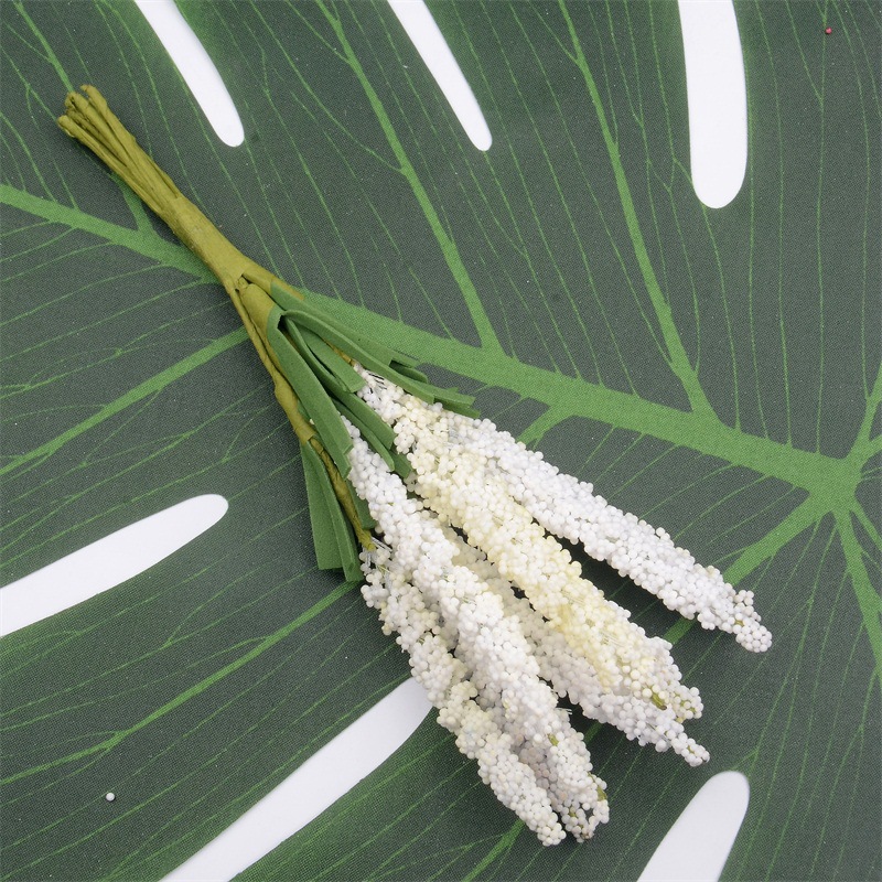 Simulated garden lavender handcrafted material accessories, hyacinth flower branches, sprouting flower bouquets, decorative handicrafts details Picture