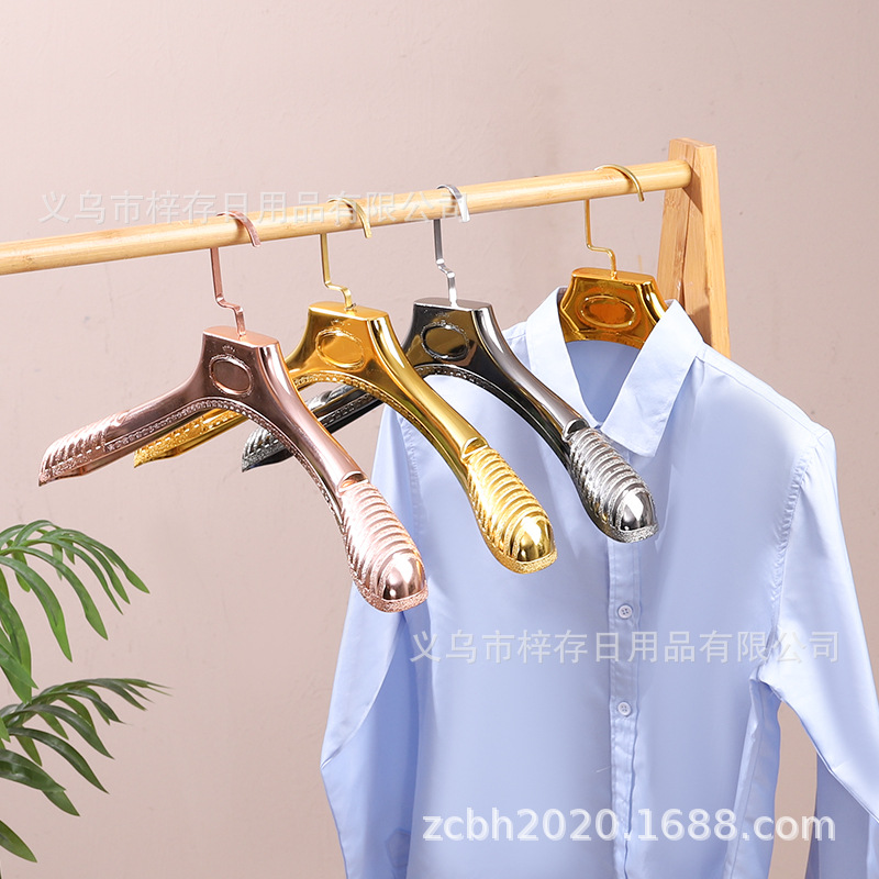 服装店塑料电镀衣架裤夹婚纱衣挂裤架西装衣服架批发无痕展示衣架产品图