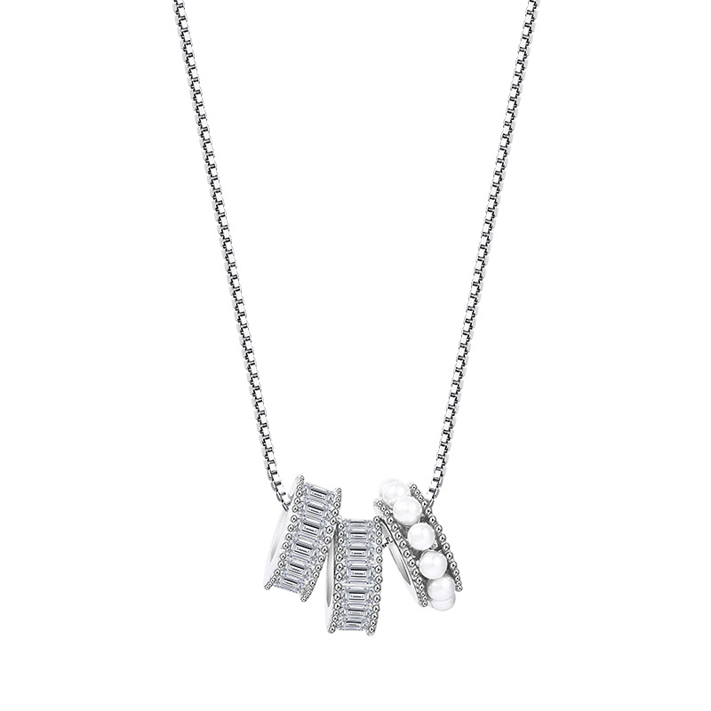 s925 sterling silver necklace for women, new style, non-fading, personalized, light luxury, European and American high-end collarbone chain sweater chain wholesale Application Scenario
