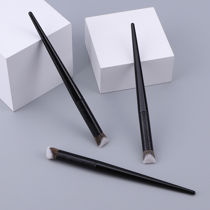 Xiaohongshu's new product, KVD40 Concealer Brush, double-sided slope Foundation Brush, Cangzhou Makeup brush, dark circle Covering beauty brush Specification image