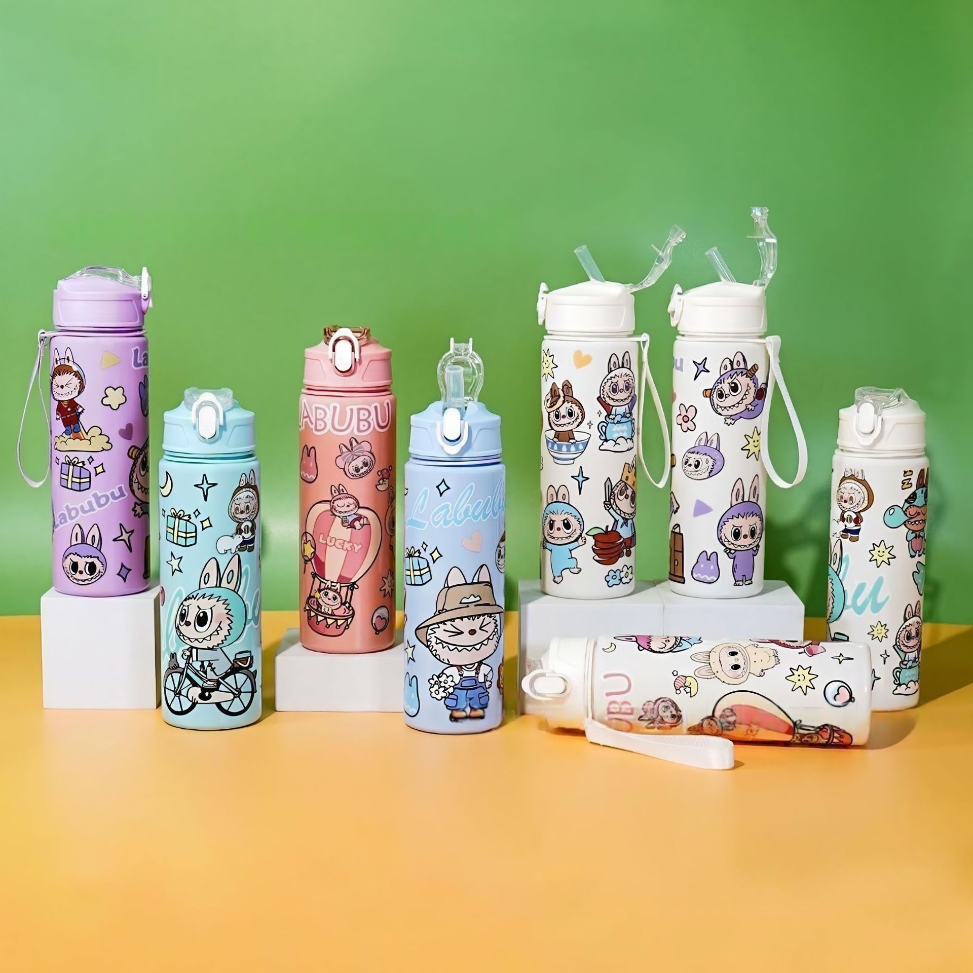 New cross-border bountiful plastic cup with straw, Kapibara cartoon water cup with handle, 800ML Specification image