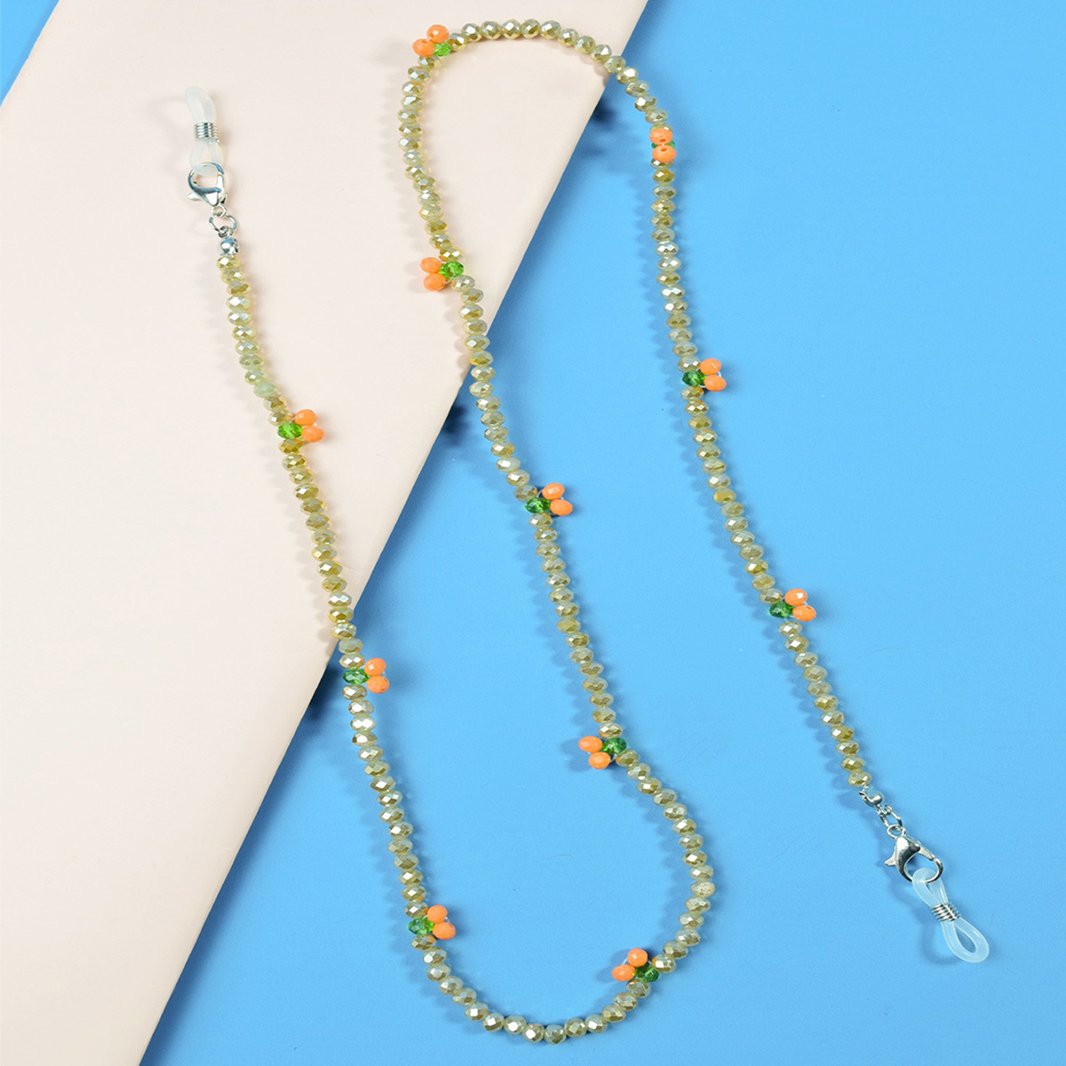 Wholesale of 2022 new style simple and fashionable eyeglass chain accessories, crystal rice bead necklaces Specification image