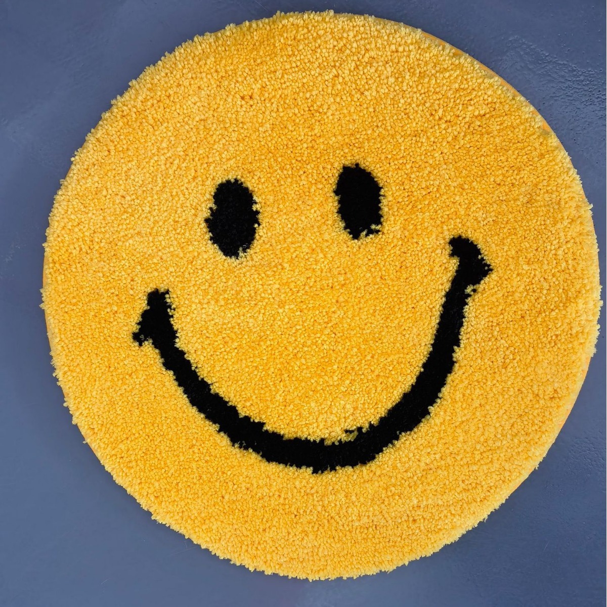 Hot-selling super-fine tufted embroidery flower cute animar-shaped smiling face game indoor bedroom bathroom absorbent door mat floor mat Application Scenario