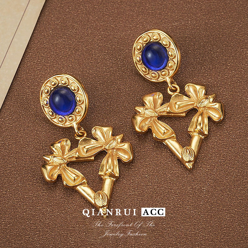 饰品/耳饰/耳环/锆石微镶毛坯耳环/锆石耳饰细节图