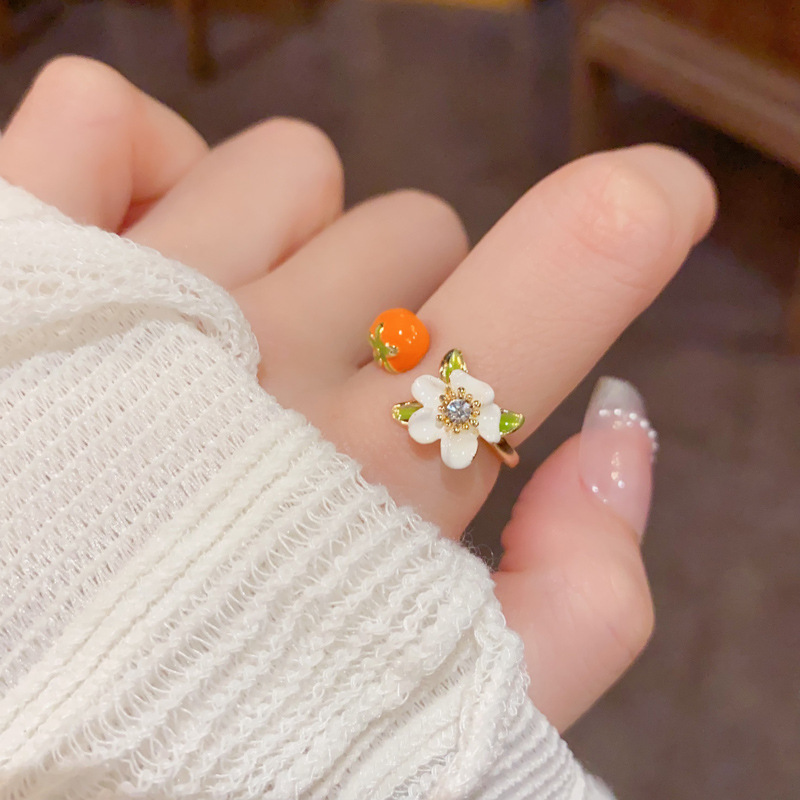 Exquisite, fashionable, fresh and elegant floral open-top ring, feminine, light luxury, sweet and versatile index finger ring wholesale