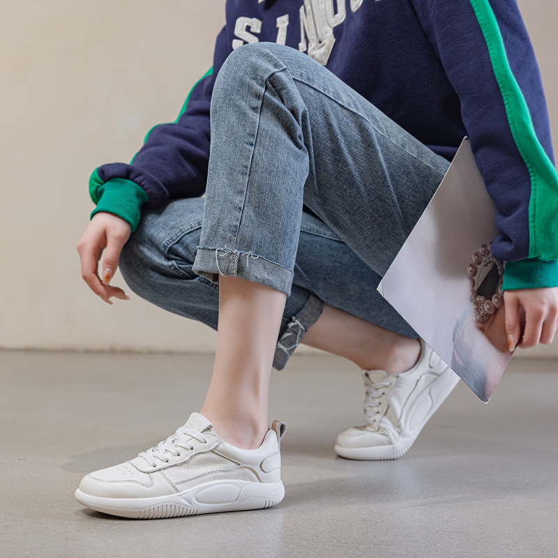 头层牛皮小白鞋女软底2025春秋新款百搭运动休闲女鞋薄款板鞋加绒