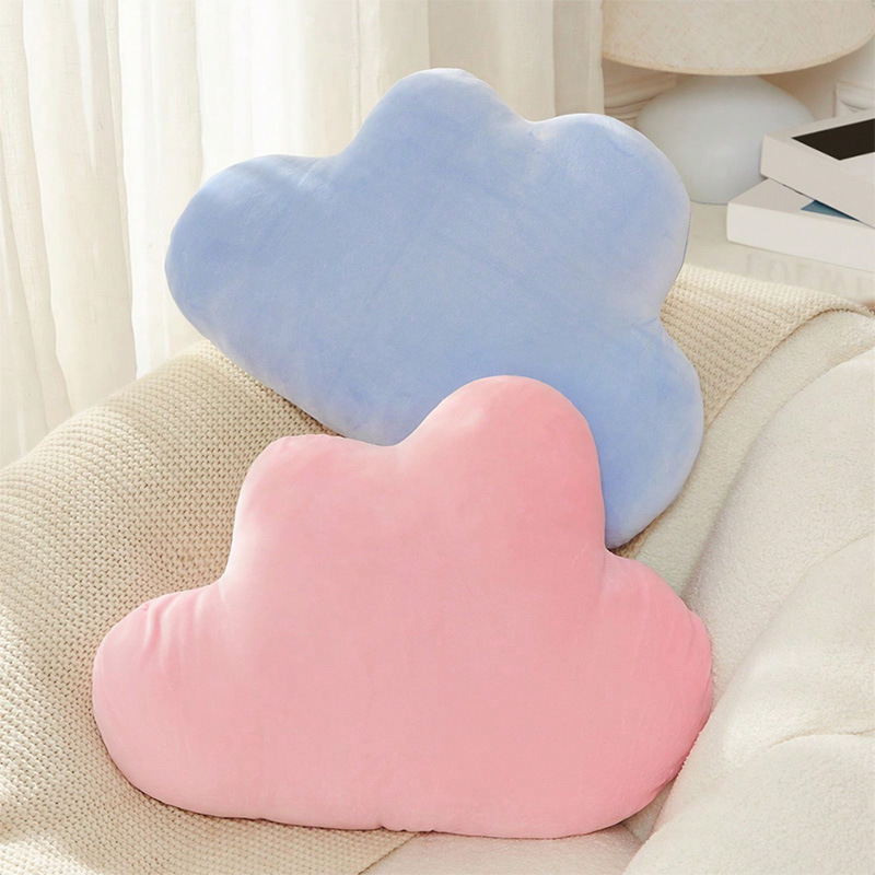 Cute heart-shaped cushions, plush sofa cushions, bed cushions, nap backrest cushions, car seat cushions Application Scenario