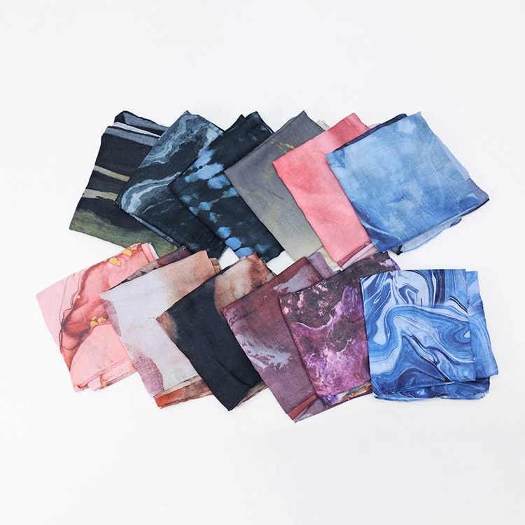 Wholesale of new cross-border Balinese gauze printed gradient women's headscarves, Moroccan headscarves and summer sun protection shawls Application Scenario
