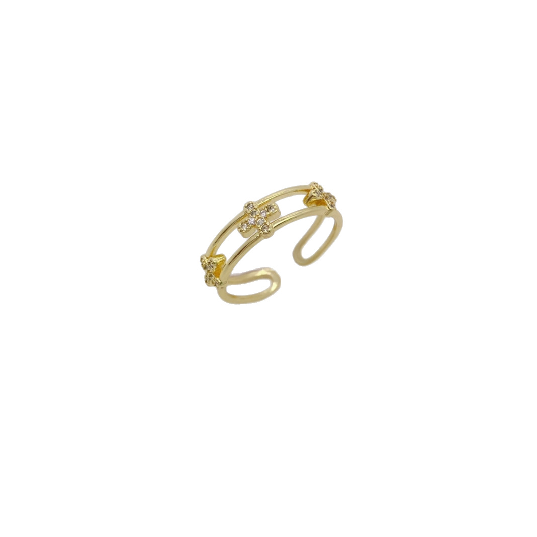Direct sales of zircon four-leaf clover petal and leaf hollowed-out rings in European and American fashion cross-border Item Picture