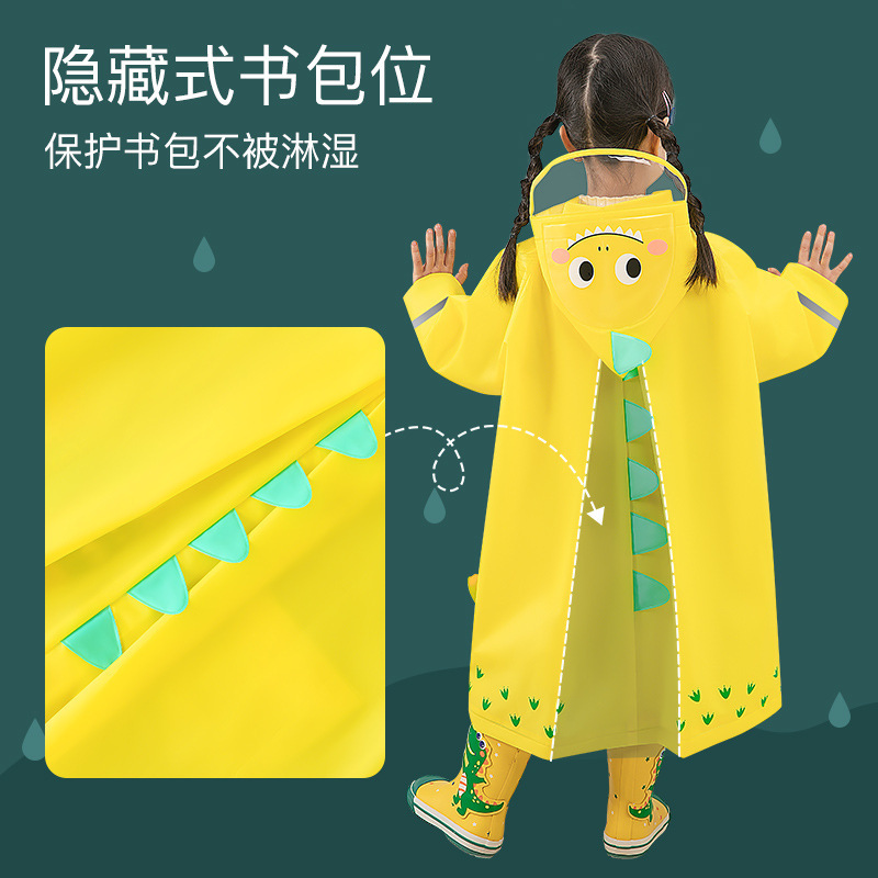 Mingjia EVA children's raincoat is cartoonically cute, thickened with snap fasteners, three-dimensional backpack with reflective strips, and cartoonically enlarged brim Application Scenario