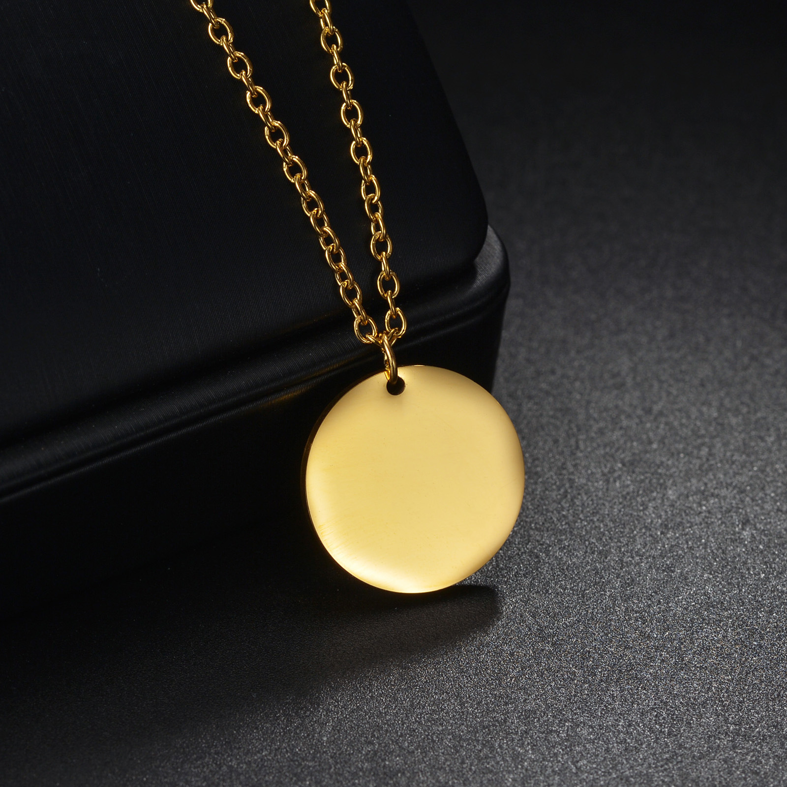2024 European and American popular fashion simple pendant stainless steel O-shaped women's necklace with laser LOGO Specification image