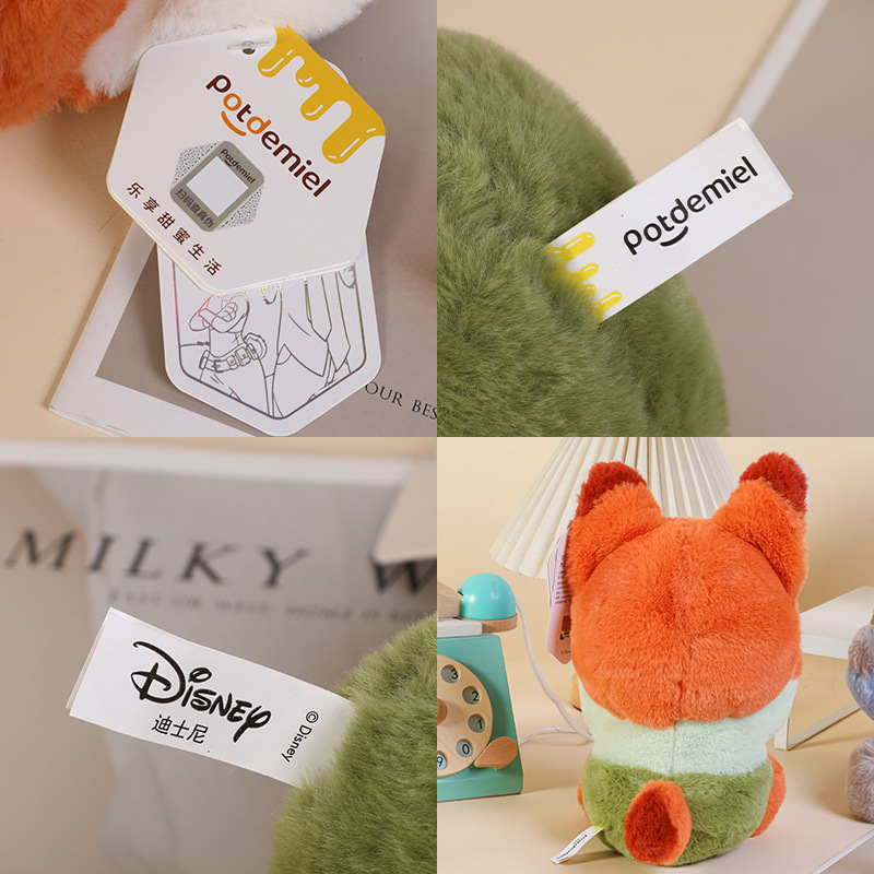 迪士尼正版高飞维尼熊唐老鸭疯狂动物城朱迪尼克绒乐派对毛绒公仔 Application Scenario