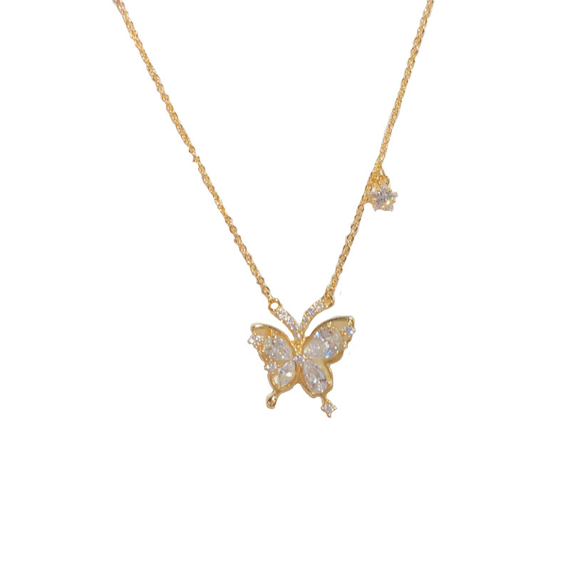 A niche, fashionable, light luxury, versatile and exquisite super sparkling zircon butterfly pendant necklace with a touch of light luxury and high-end sophistication Item Picture