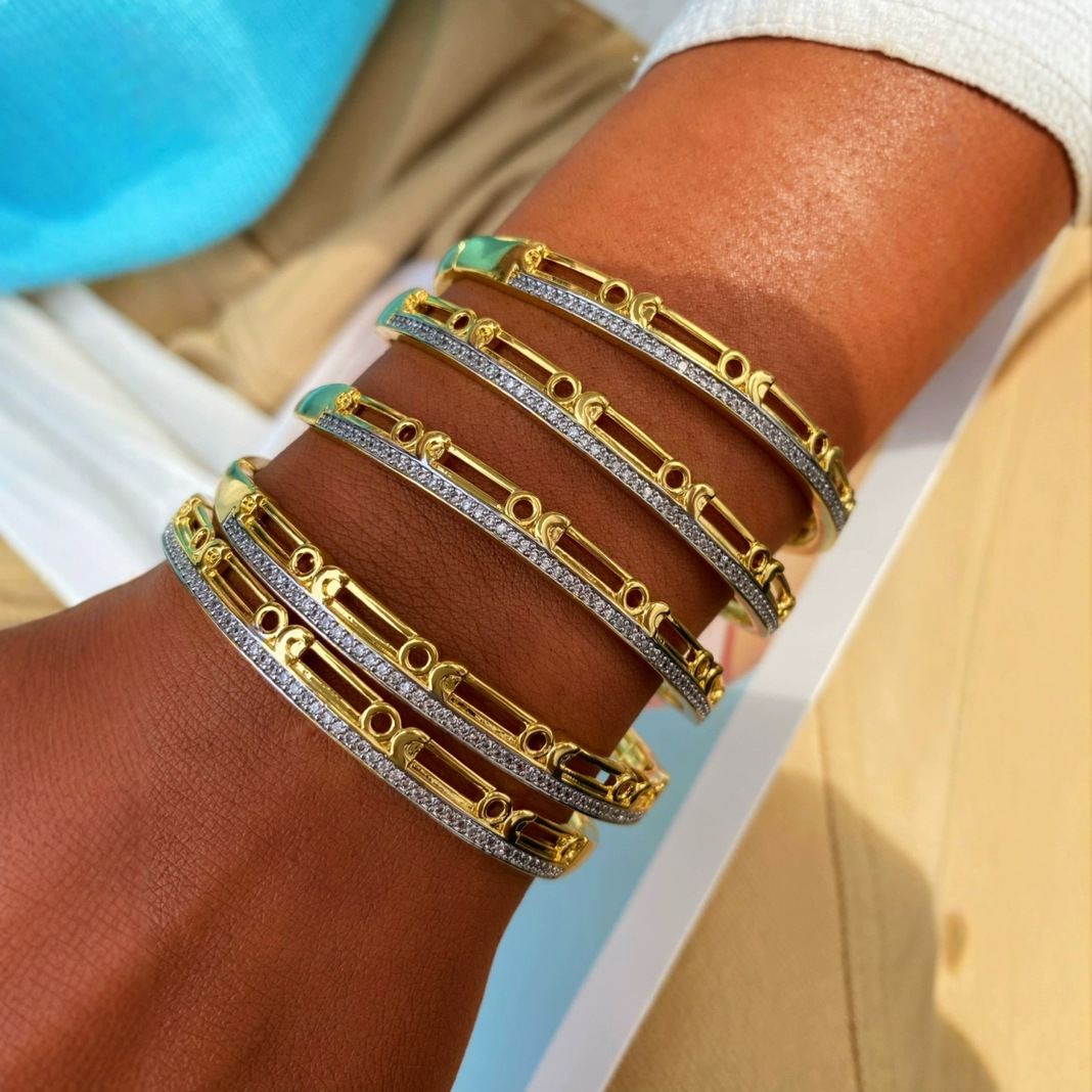 Factory direct sales, cross-border wholesale, 18k gold high-end diamond-encrusted women's paperclip, double-layer ring bracelet, two-color set