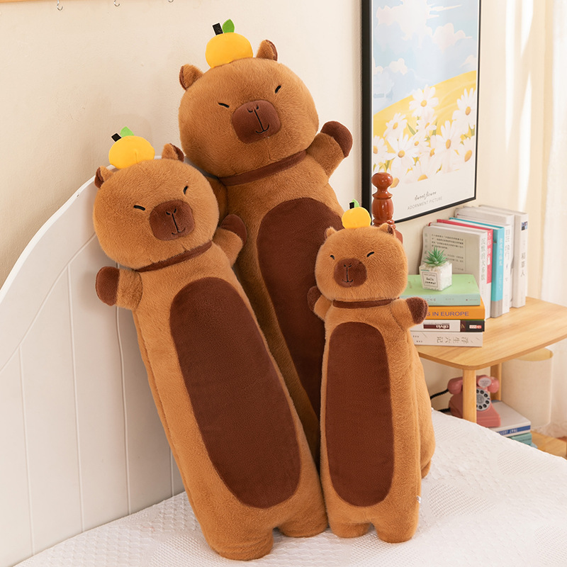 外贸创意长条卡皮巴拉抱枕可爱大号水豚公仔睡觉夹腿娃娃毛绒玩具