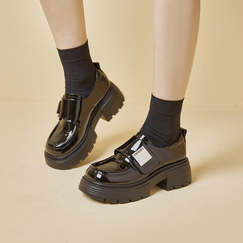 老年鞋中老年舒适/魔术自粘中老年鞋批发/中老年人布鞋产品图