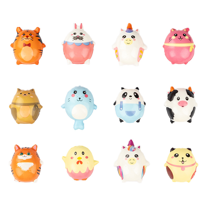 Cross-border Christmas Grinch Pinching Fun Slow Rebound figurine, stress-relieving wonder, Christmas pendant, gift, children's toy Application Scenario