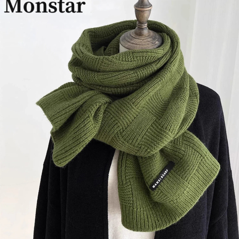 One-piece delivery of solid-color woolen knitted jacquard scarves for autumn and winter, small chanel-style Korean men's and women's outdoor warm cross-border wholesale, street stall wholesale
