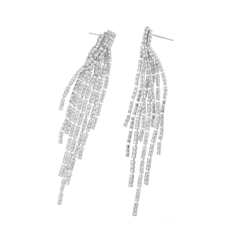 Cross-border Korean version fashionable and elegant double-layer tassel rhinestone earrings, versatile evening dress and diamond-encrusted earrings Application Scenario