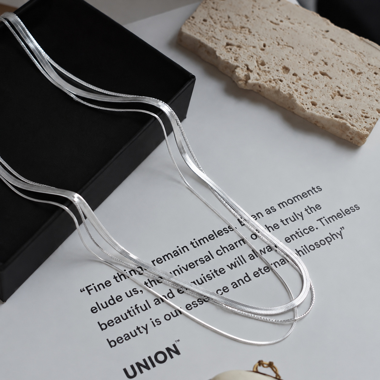 S925 sterling silver three-layer snake bone chain necklace for women, ins collarbone chain, minimalist and cold style, light luxury and high-end feel details Picture