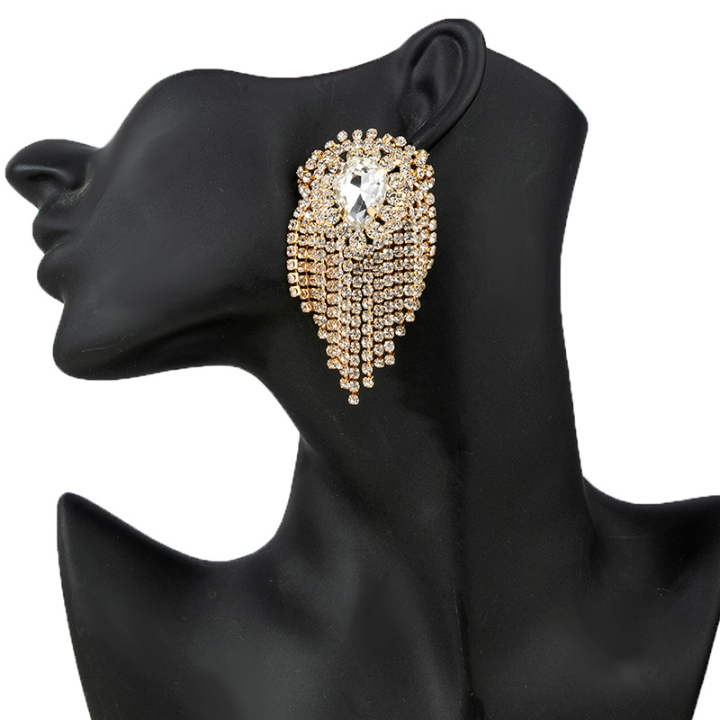 Cross-border fashion full-diamond catwalk dress accessories, rhinestone earrings, and popular European and American claw chain tassel earrings full figure