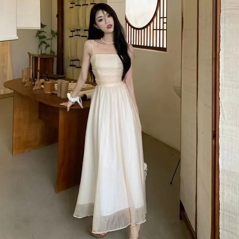 连衣裙/针织裙/纱裙半身裙/广州十三行连衣裙/洛丽塔产品图