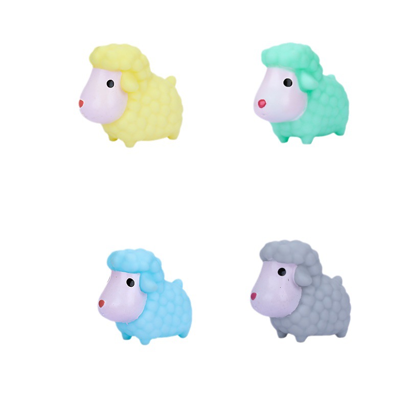 Creative, cute and vocalizing little sheep toys for children to play in water, babies to grasp and pinch, and call for bathing toys wholesale Item Picture