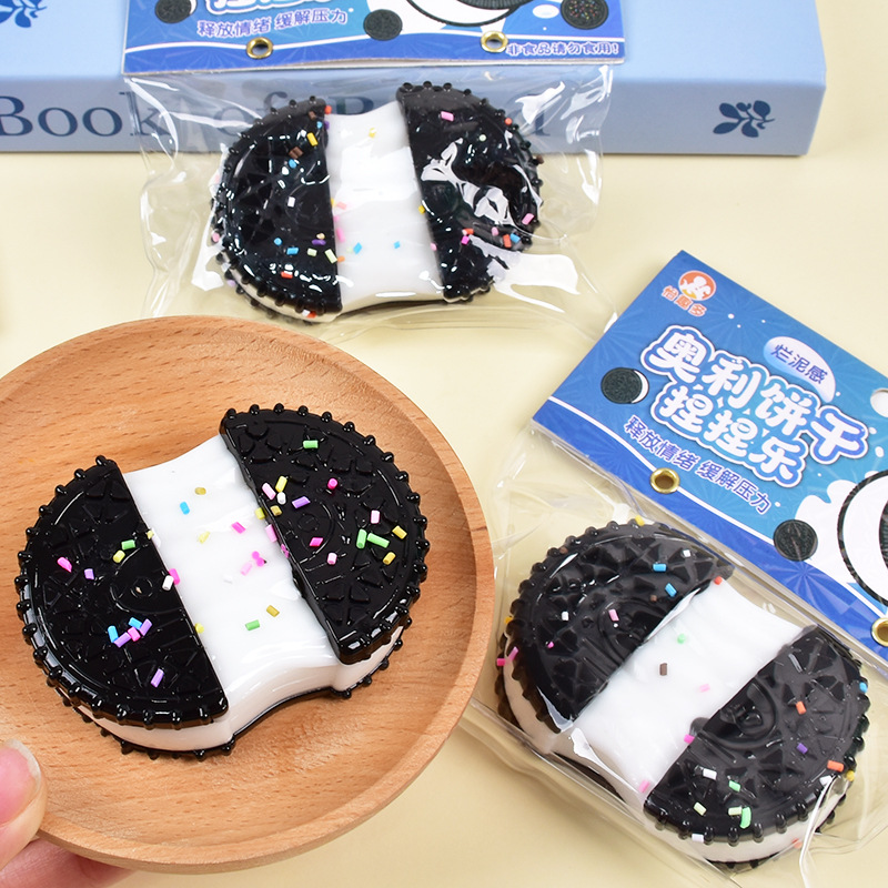 Pulled Oreo Kneading Fun Filled Oreo Cookies with a mud-like texture for stress relief, the same simulation food toy as on Xiaohongshu Specification image